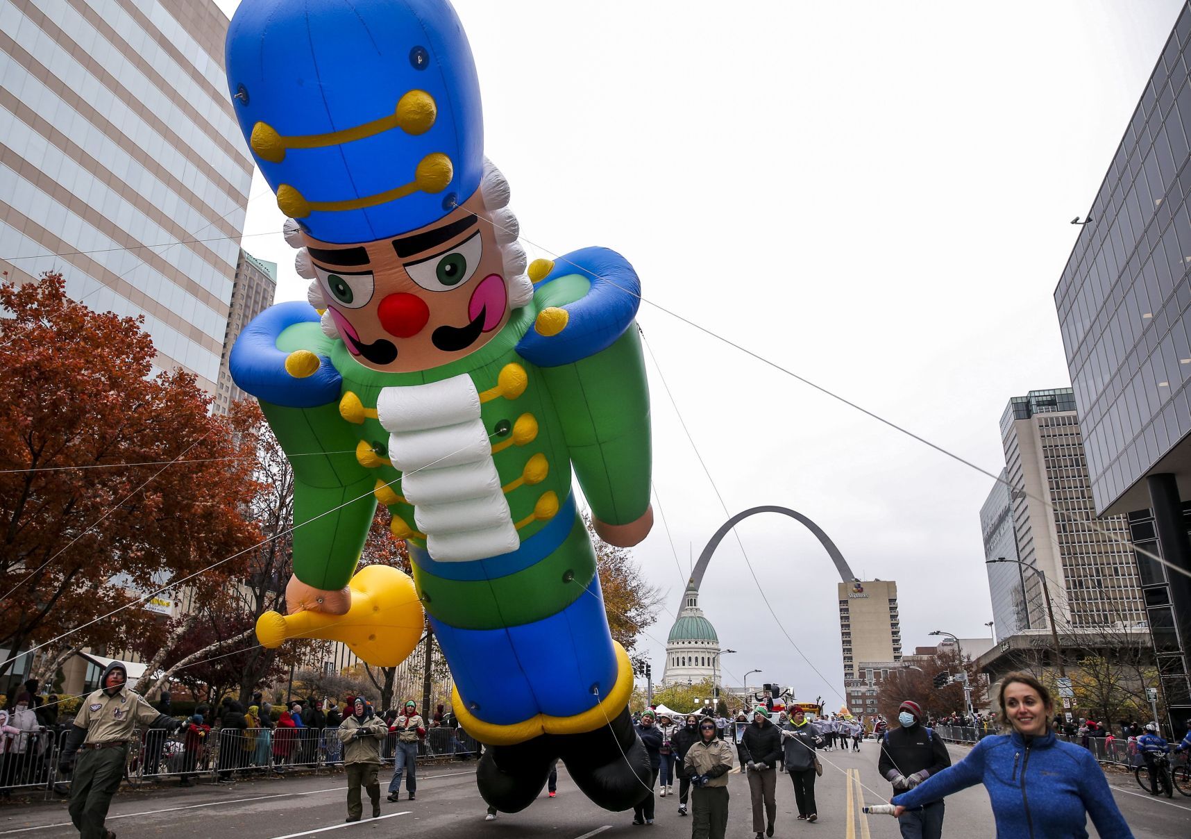 Thanksgiving day parade returns